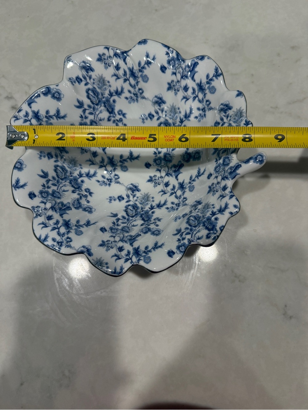 Blue and White Floral Scalloped Porcelain china Bowl - Picture 2 of 4